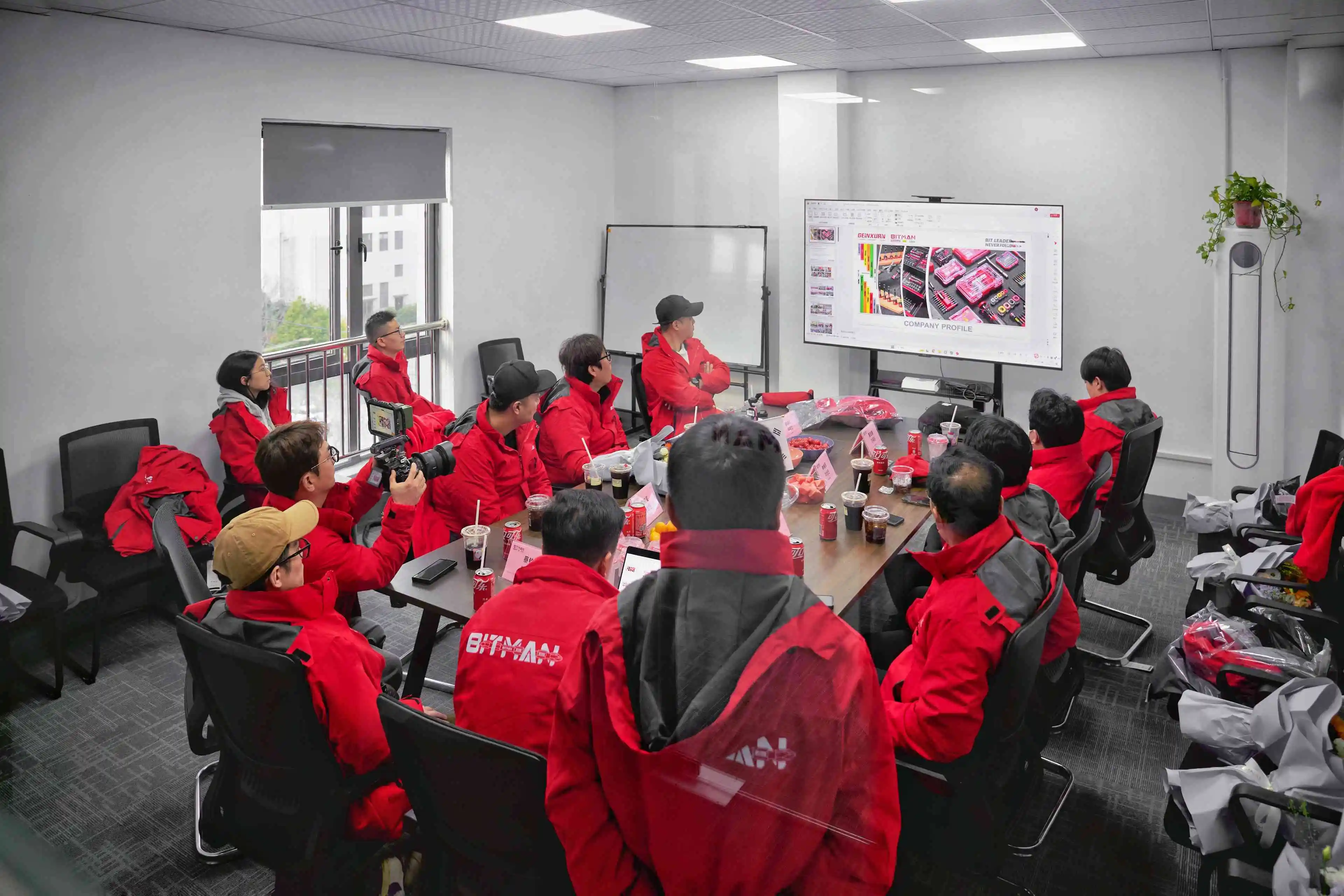 news-1-1 news-1-1